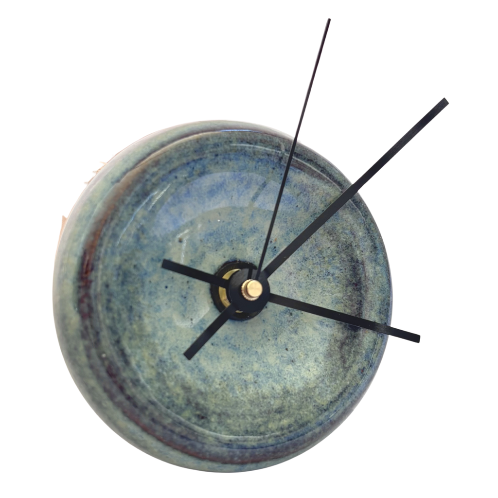 Bubble Clock in Speckled Blue